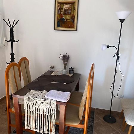 Pokoje Goscinne Renata Knitter Komnino Exteriör bild